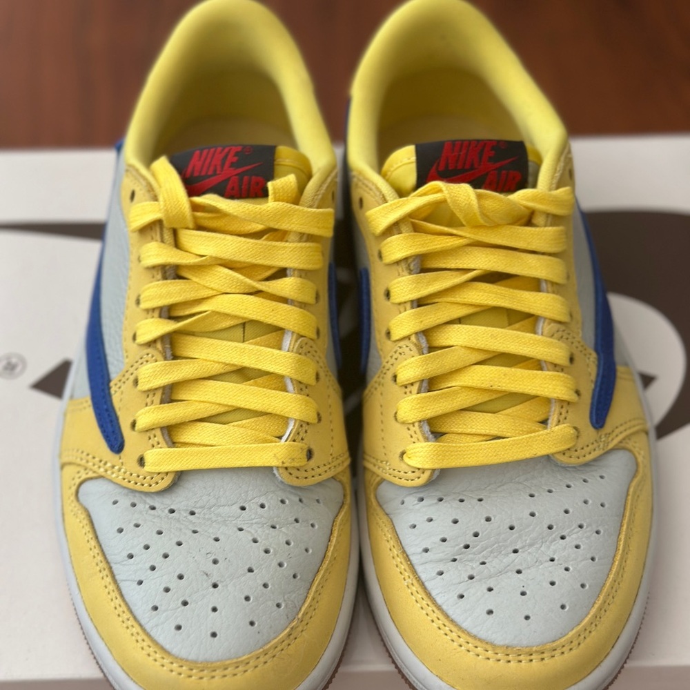 Nike Travis Scott x Air Jordan 1 Retro Low OG Womens - Picture 4 of 12